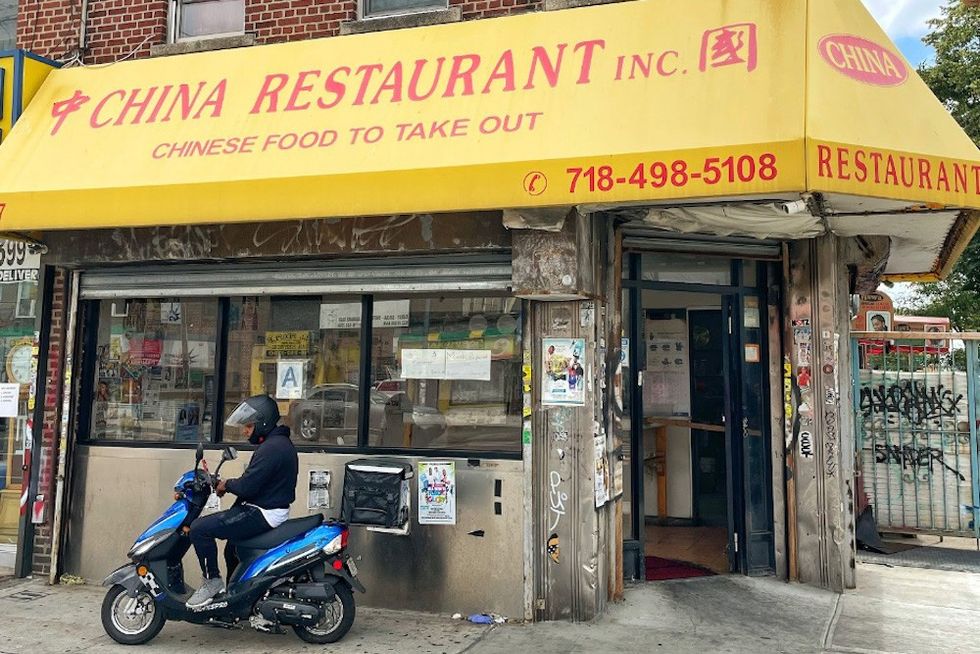 China Restaraunt, Synder Wings, Photo by Abe Beame.