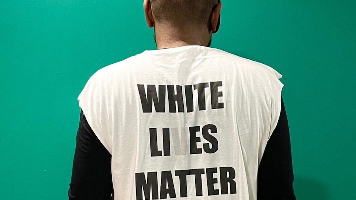 Yasiin Bey Rocks 'White Lies Matter' Shirt Amid Kanye West