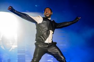 Usher will headline the 2024 Super Bowl halftime show in Las Vegas : NPR